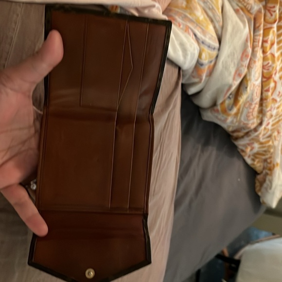 Louis Vuitton wallet- Make an offer - Picture 7 of 10